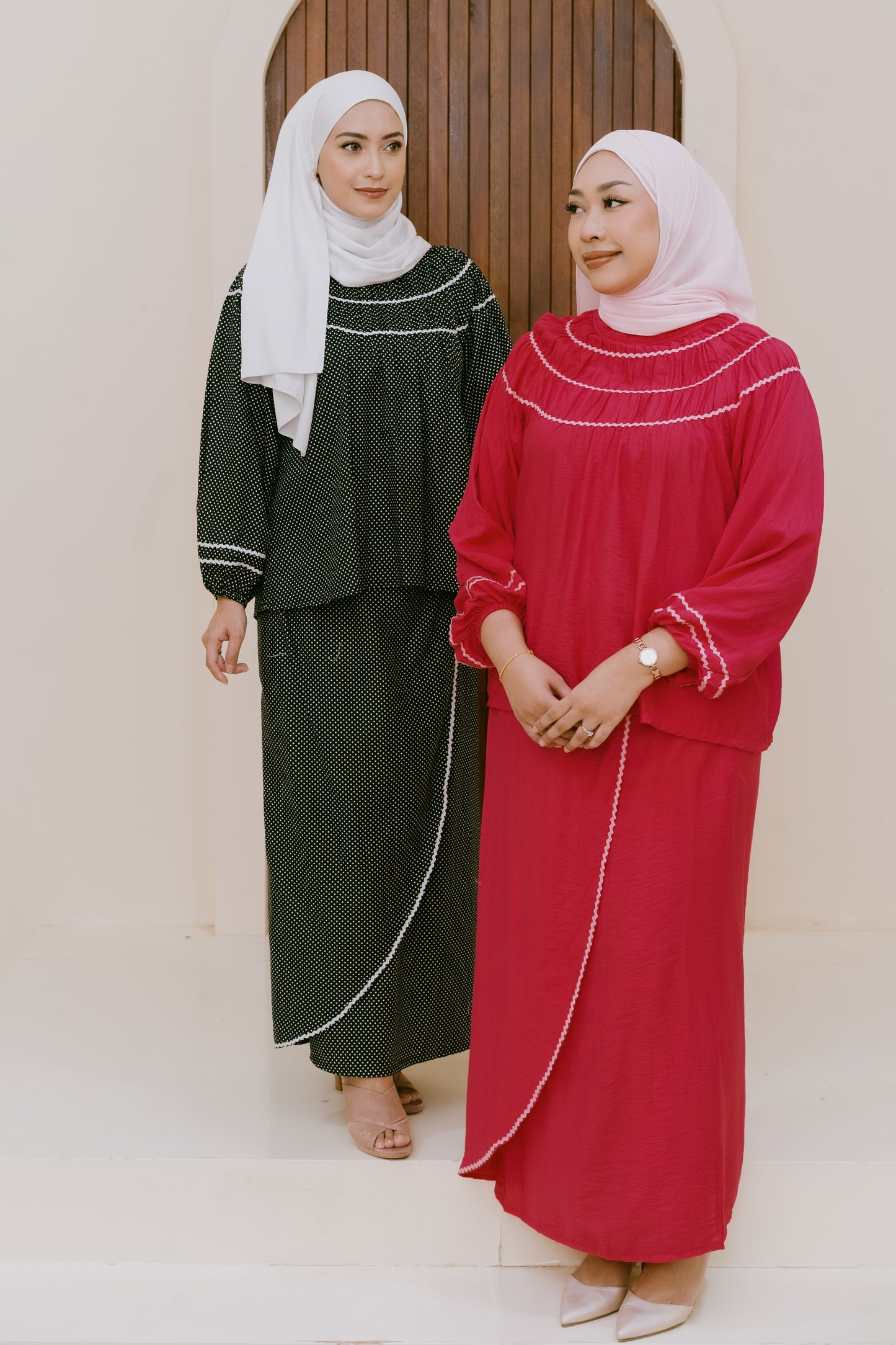 Hira Adult Set