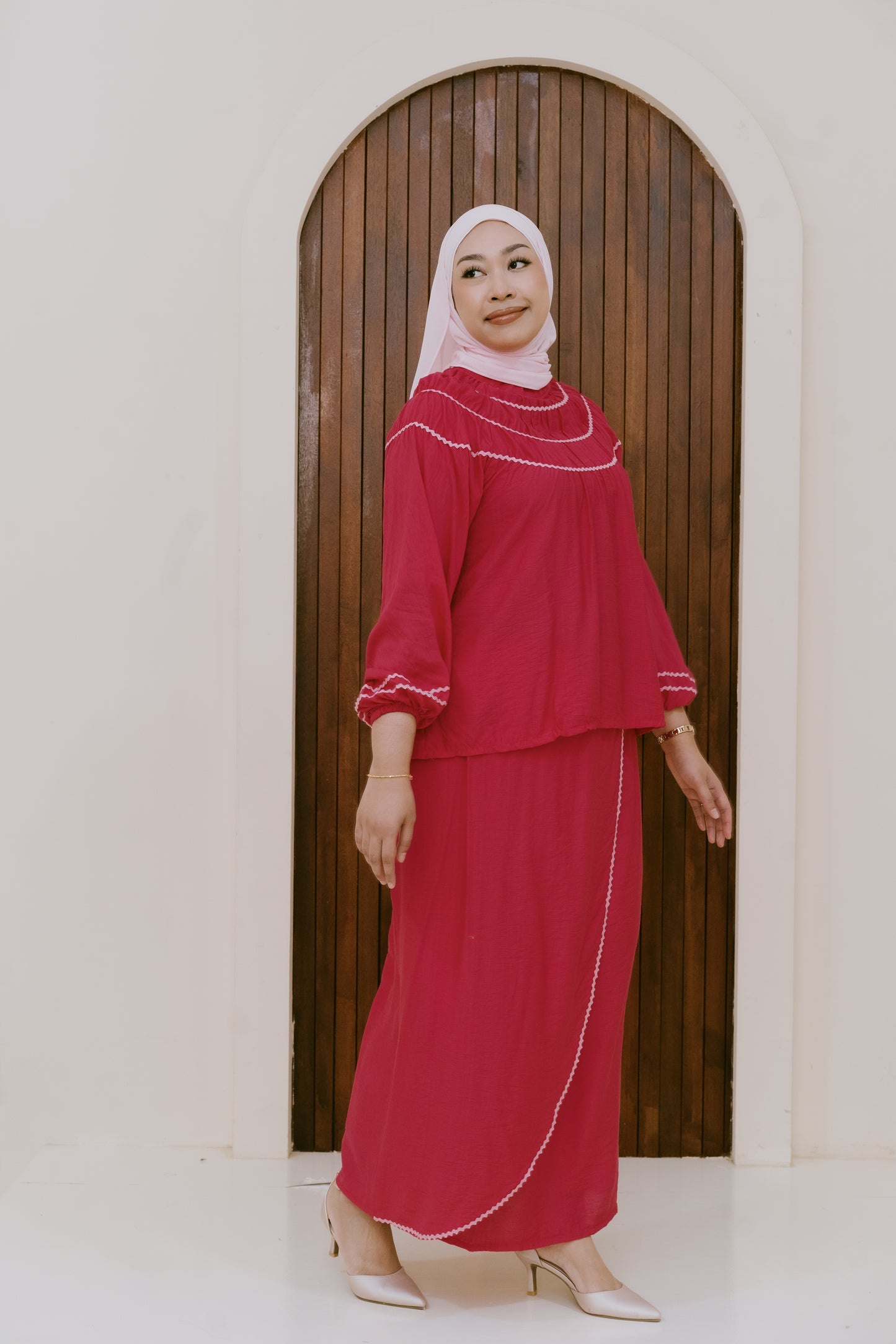Hira Adult Set