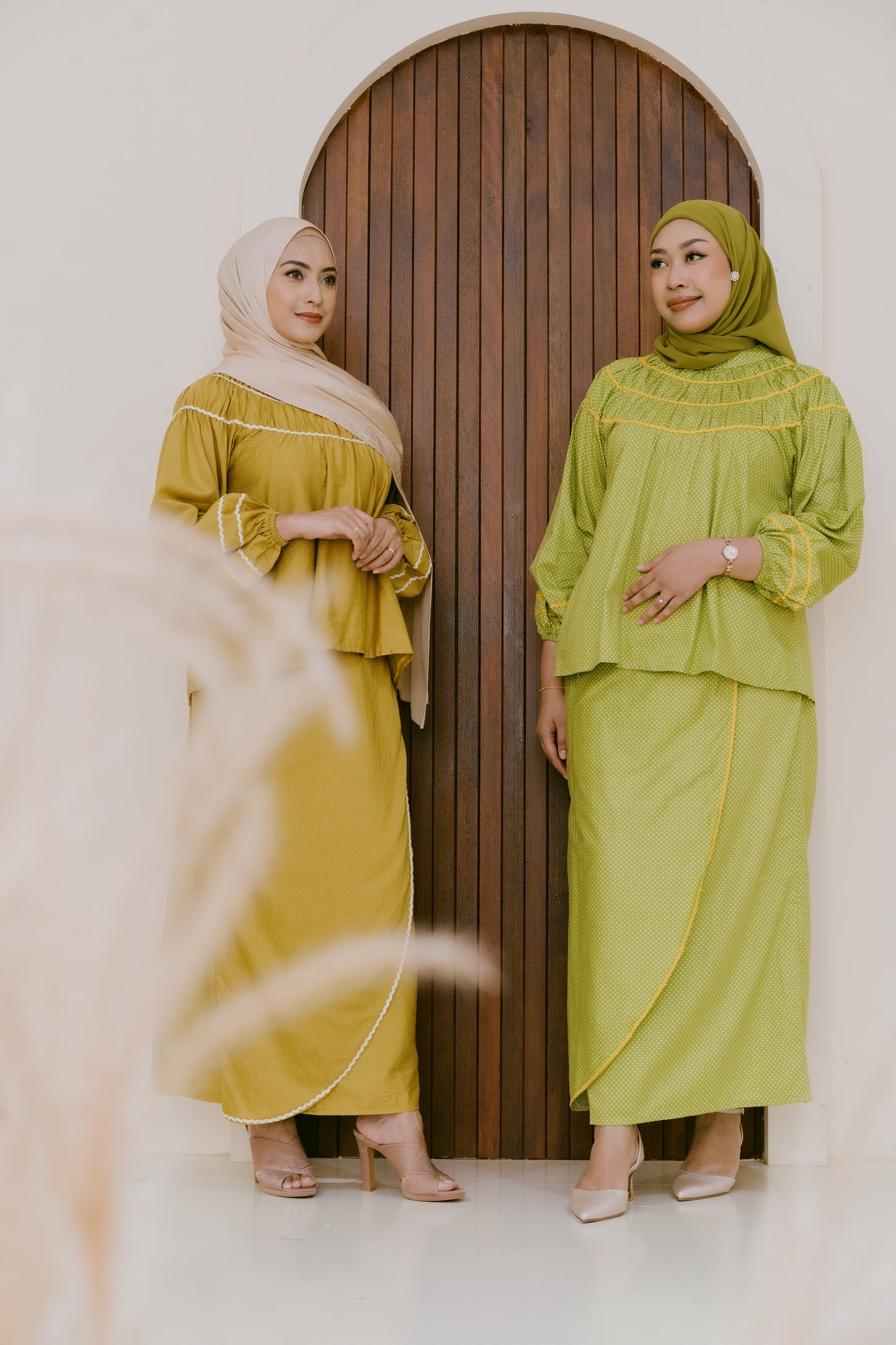 Hira Adult Set