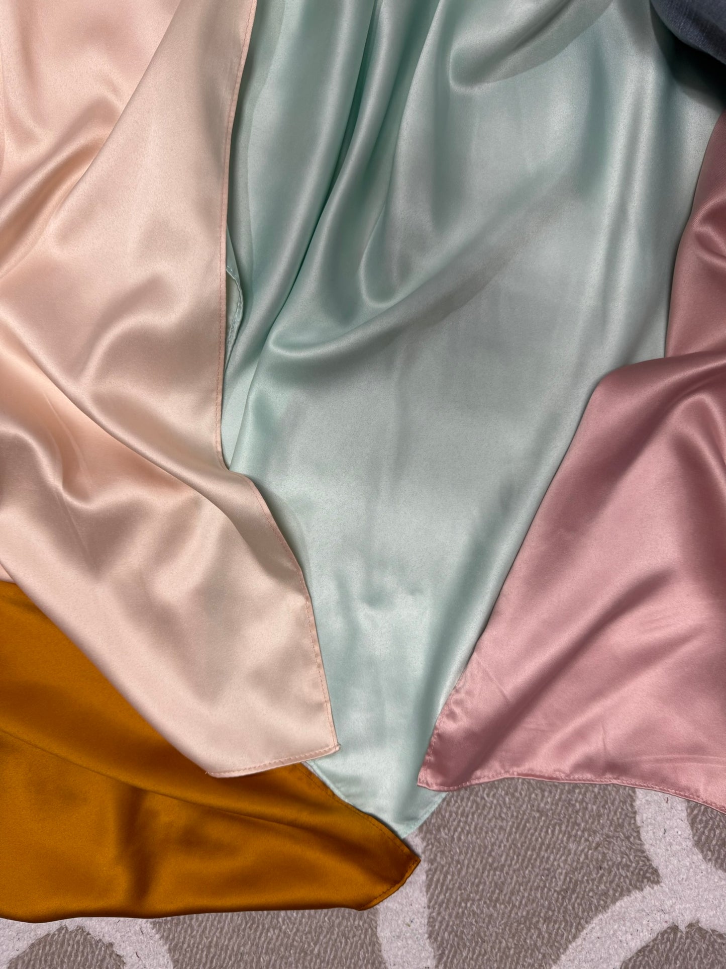 Matte Satin Instant Triscarf