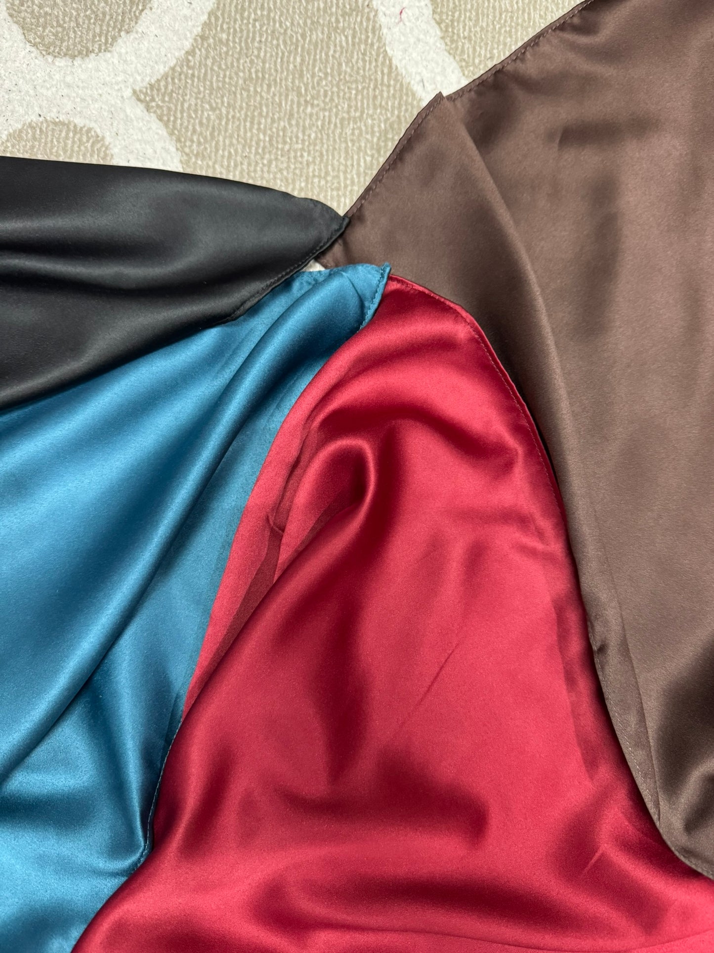 Matte Satin Instant Triscarf