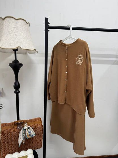 Curated Ironless Skirt Set